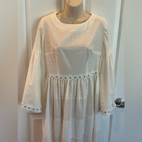 Vintage white eyelet Maxi Dress Daisy appliqué Size 6 Prairie 70’s Boho Theater - Picture 4 of 15